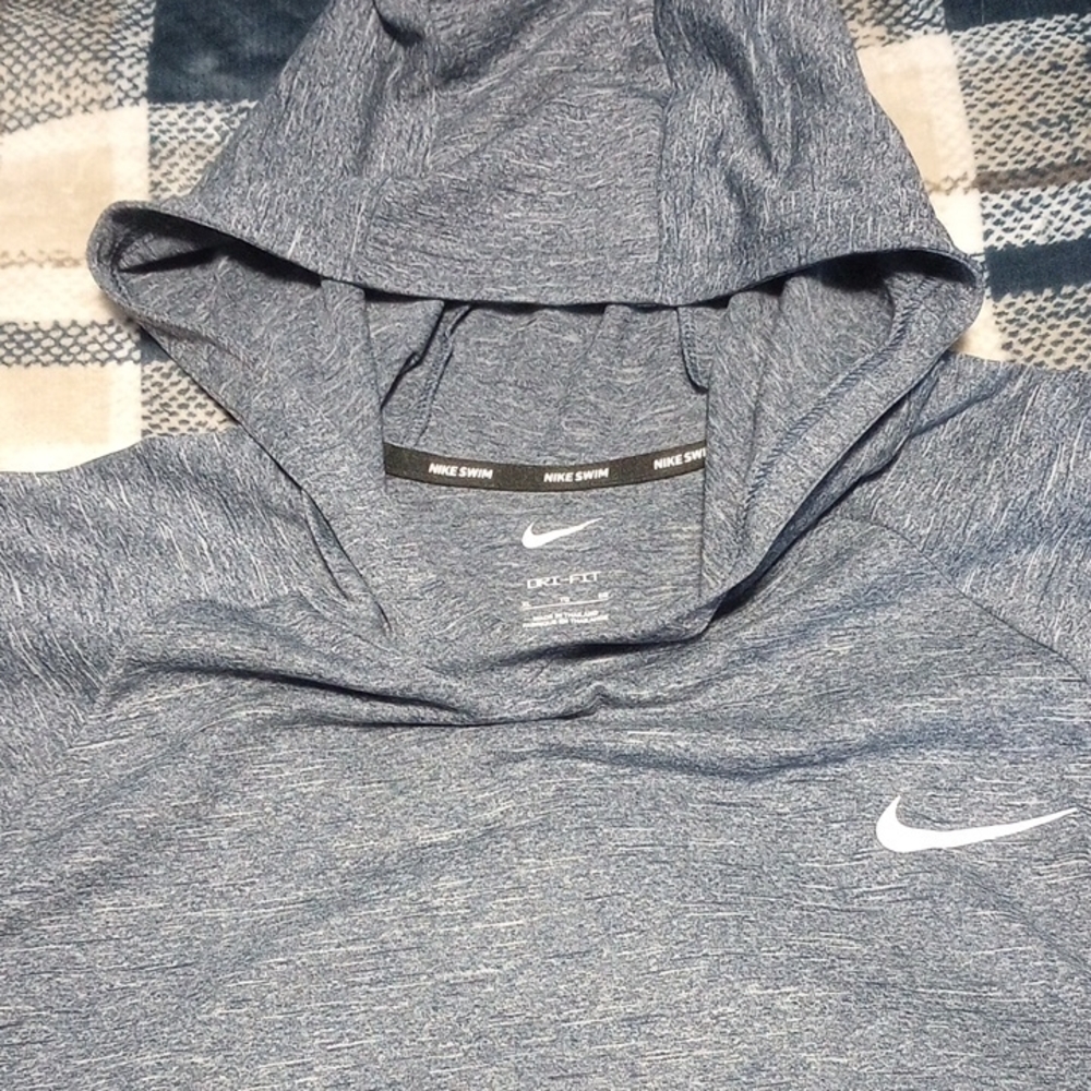 Nike Men's Blue Heathered Windbreaker